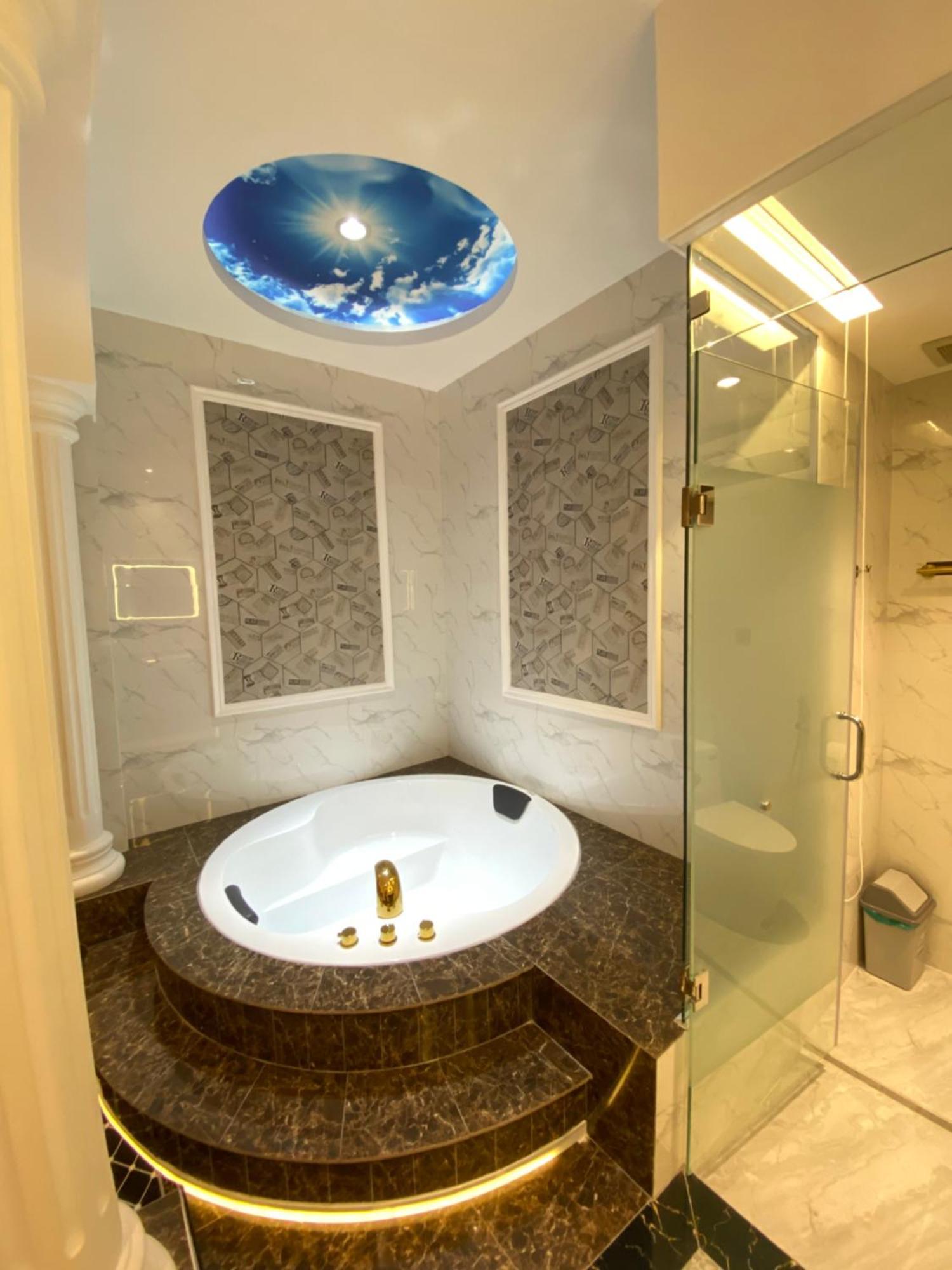 Phuoc Hung 1 Hotel Vinh Long Exterior photo